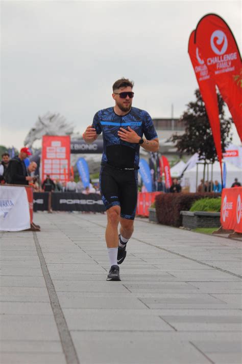 Športovec pri štarte preteku