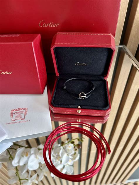 Náramok Cartier Trinity s tromi farebnými kruhmi