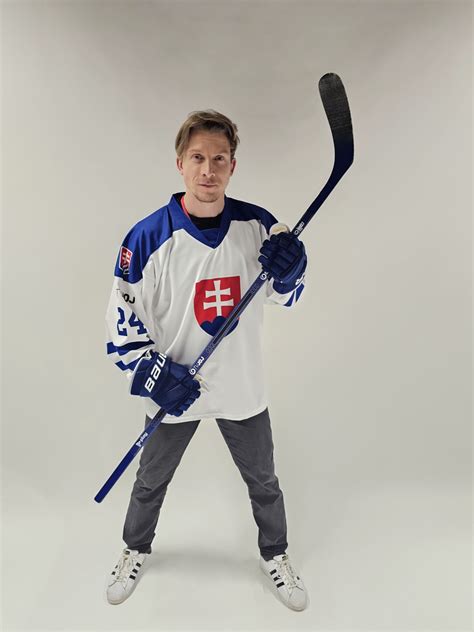 Ilustrácia Vodnára s prvkami vzduchu a inovácií