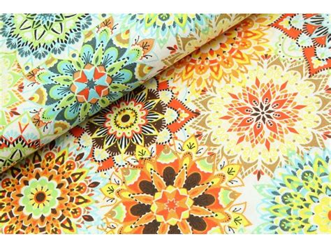 Látka s mandalovým vzorom