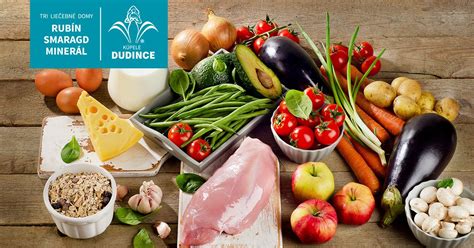 Ilustrácia zdravých potravín a ich spojitosť s lunárnymi dňami