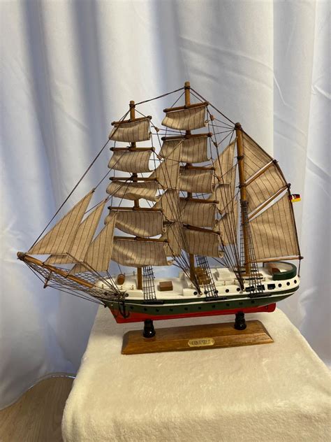 Model plachetnice ako Feng Shui talizman