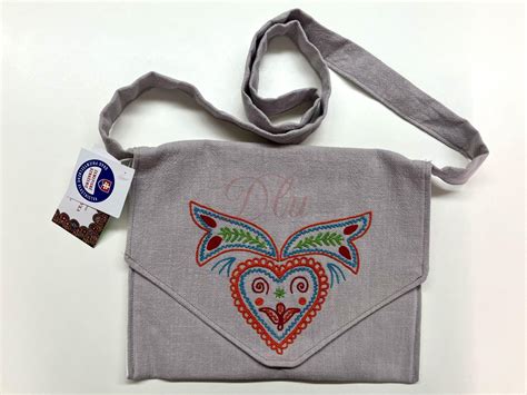 ručne vyšívaná kabelka