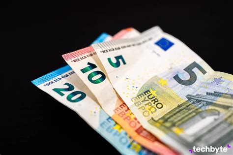 Symbolické znázornenie boha Rea ako slnečného kotúča