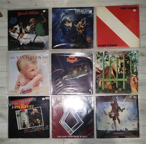 Detail stredového štítku LP platne s kódom dátumu výroby