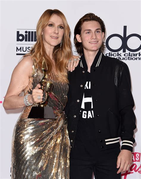 Celine Dion s deťmi v reklamnej kampani