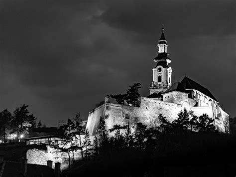 Čiernobiela fotografia rodiny Kennedyovcov
