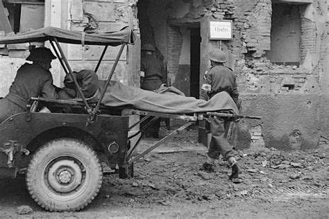 Fotografia z obdobia druhej svetovej vojny