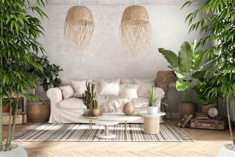 Feng shui obývačka s prirodzeným svetlom a rastlinami