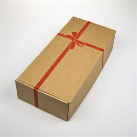 Ružová tarotová krabica so zlatou potlačou a magnetickým uzáverom