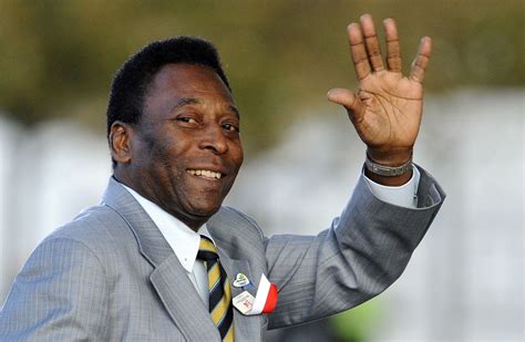 Pelé s loptou v detstve