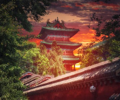 Ilustrácia tradičného čínskeho paláca