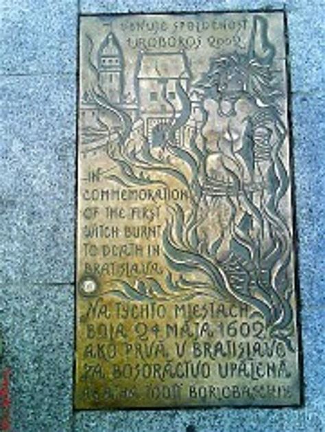 Reliéf bosorky pri Michalskej bráne v Bratislave