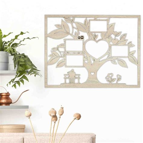 drevený fotorámik so stromom života