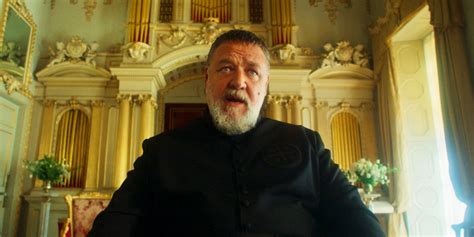 Russell Crowe ako otec Gabriele Amorth