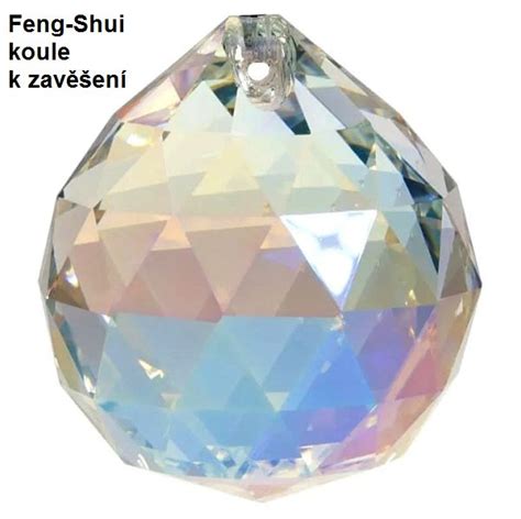 Rôzne tvary Feng Shui krištáľov