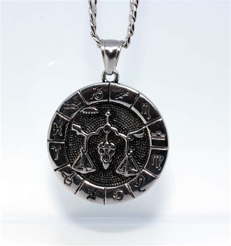 Prívesok znamenia zverokruhu z chirurgickej ocele