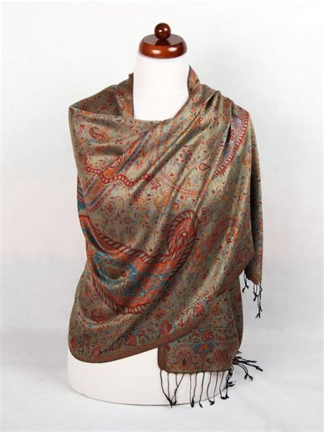 Ilustrácia krčnej čakry s tyrkysovou farbou