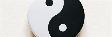 Ilustrácia symbolu Yin a Yang