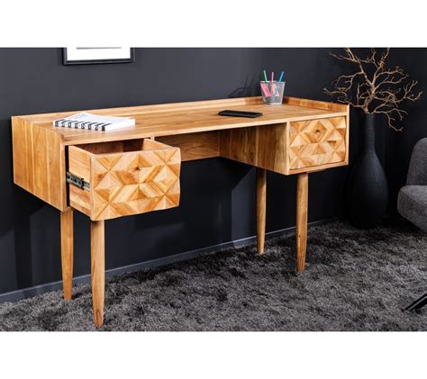 drevený písací stôl