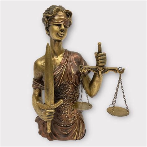 Zobrazenie gréckej bohyne Themis s váhami