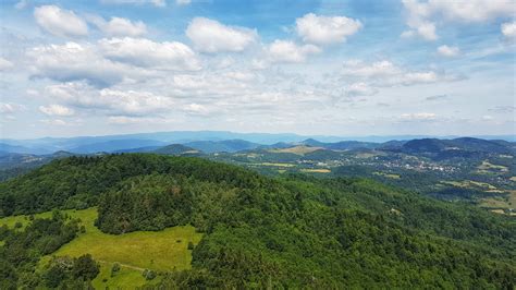 panoramatický pohľad na Banskú Štiavnicu a okolité vrchy