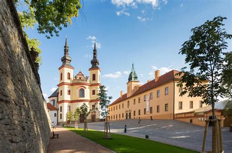 Piaristický chrám v Brezne