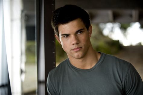Taylor Lautner ako Jacob Black