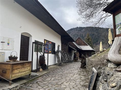 Súfijské zhromaždenie v tradičnom prostredí