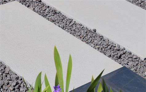 ukážka kontrastov jin a jang v záhradnom dizajne