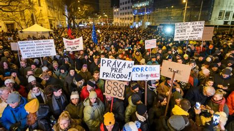 opozícia Mesiaca a Urána na astrologickom kruhu