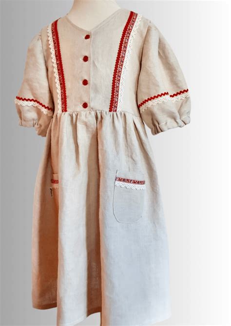 historické ľanové oblečenie