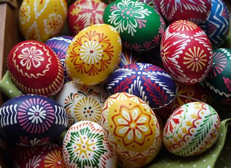 Tradičné slovenské vajíčka