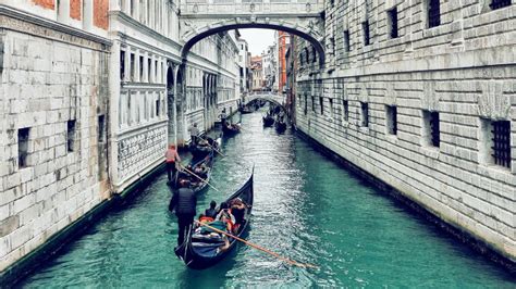 portrét spisovateľa Itala Calvina