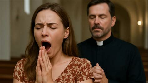 Saleziánsky kňaz v modlitbe