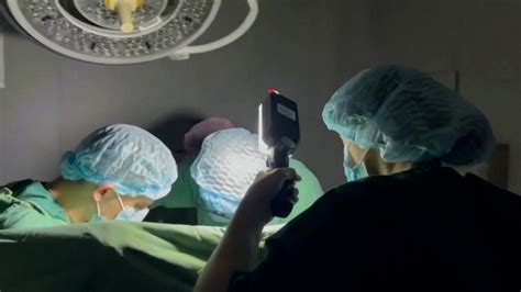 Vizualizácia zeleného svetla v oblasti srdca počas meditácie