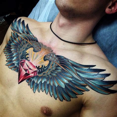 ukážka umiestnenia tetovania na ramene a chrbte