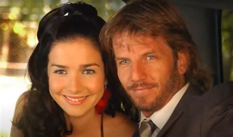 Portrét Natalie Oreiro ako symbolu úspešnej a charizmatickej ženy v žiari reflektorov