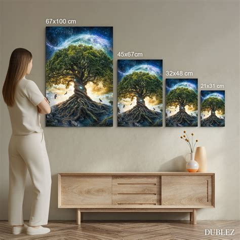 Detailné znázornenie stromu Yggdrasil ako centra severského kozmu