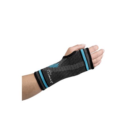 Ľavé zápästie s náramkom