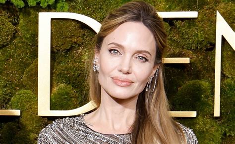 Angelina Jolie v mladosti