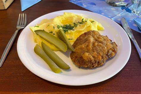 servírovaný francúzsky obed