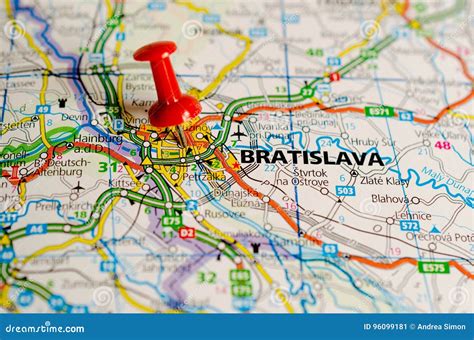 Mapa Bratislavy s vyznačenými ezoterickými obchodmi (ilustračné)