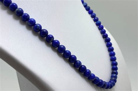 Náhrdelník z lapis lazuli