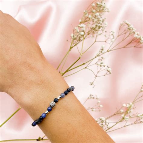 Náramok zo sodalitu