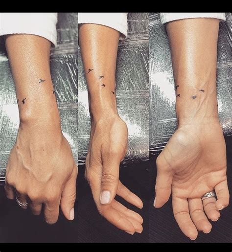 Symbol červenej nite na zápästí