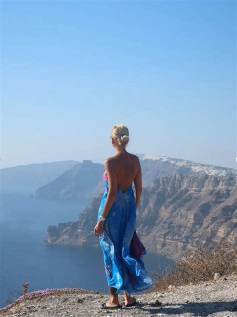 Dara Rolins na Santorini